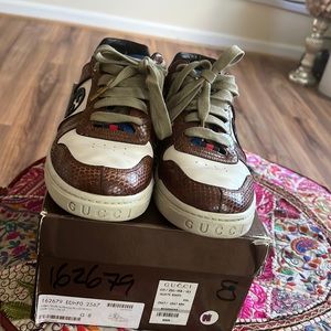 Gucci Snakeskin Low Top Sneakers Rare hard to find.